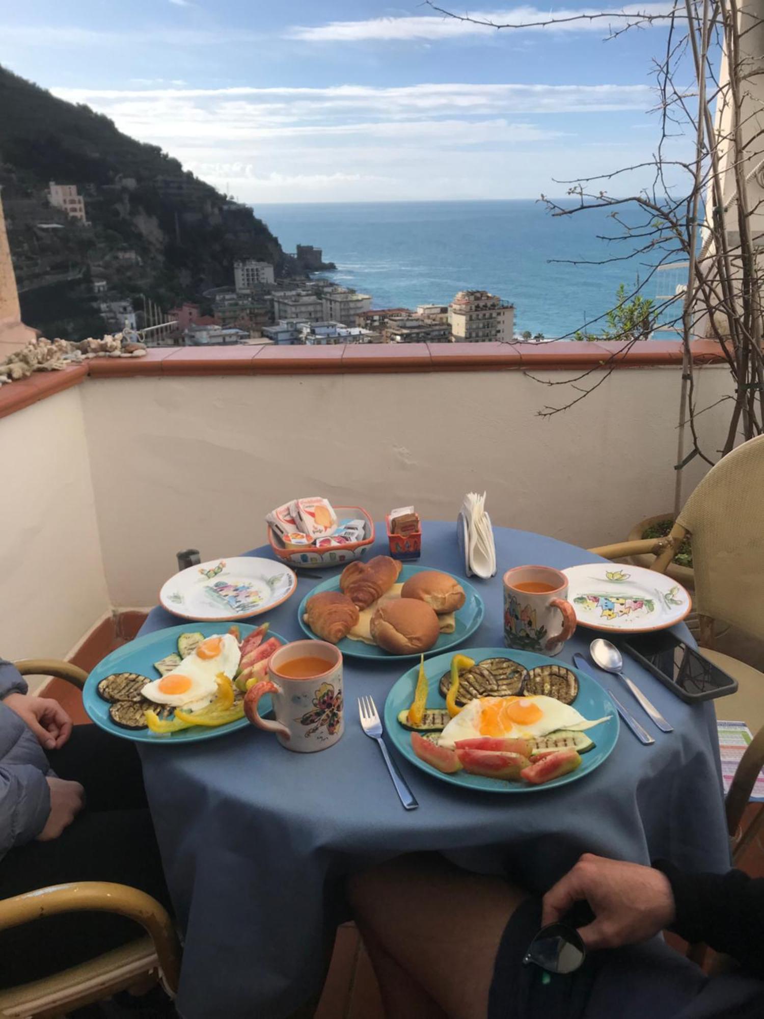 Suite Terrace,917461255:JPEG